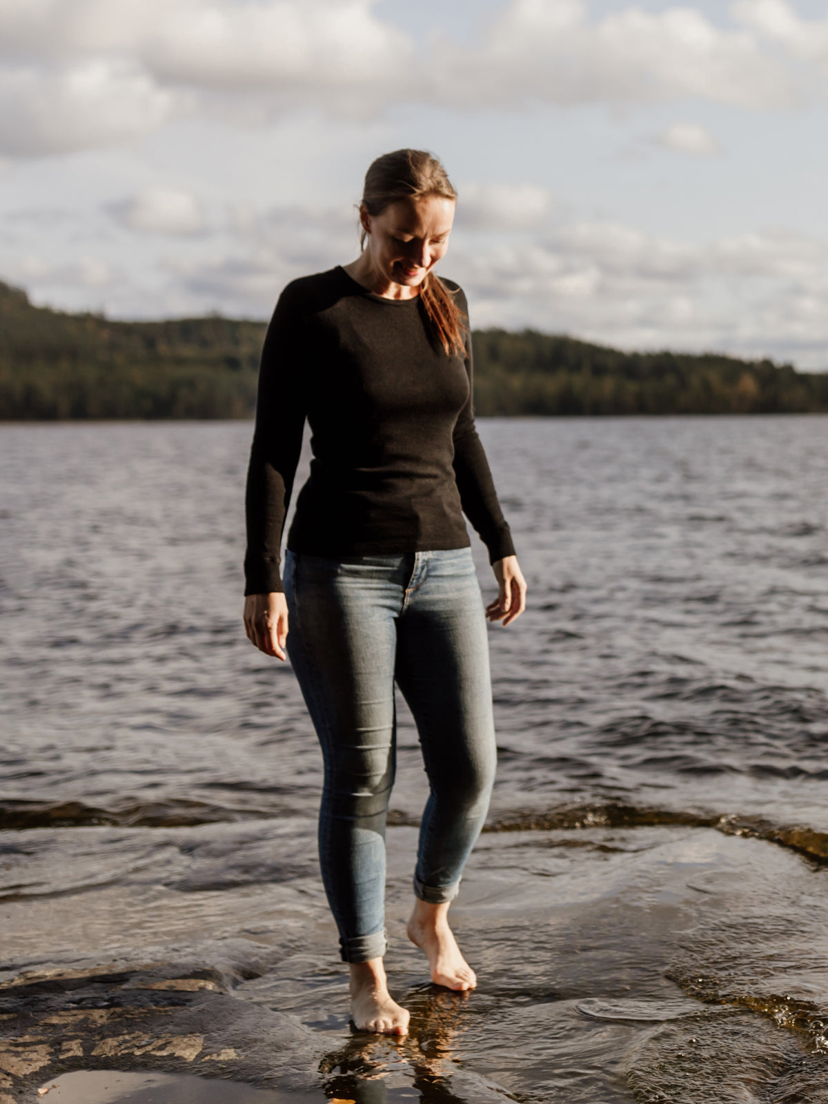 Pitkähihainen aluspaita silkkivillaa, unisex, musta - Ruskovilla